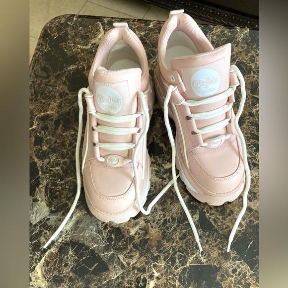 Buffalo London 1339-14 2.0 Lace Up Vegan Patent Platform Trainers in Rose/Size 9 - Picture 5 of 15